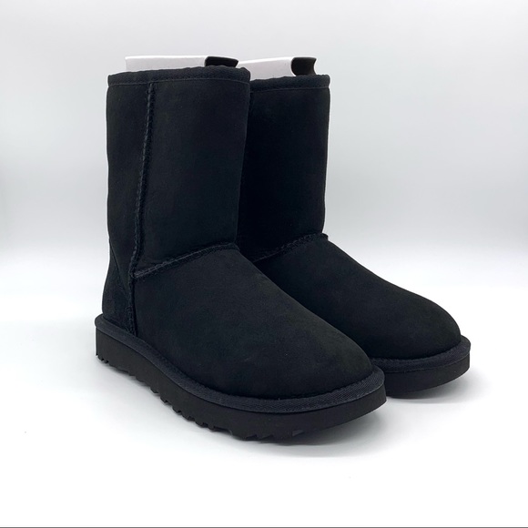 UGG Women’s Classic Short II Black Boots - Picture 6 of 12